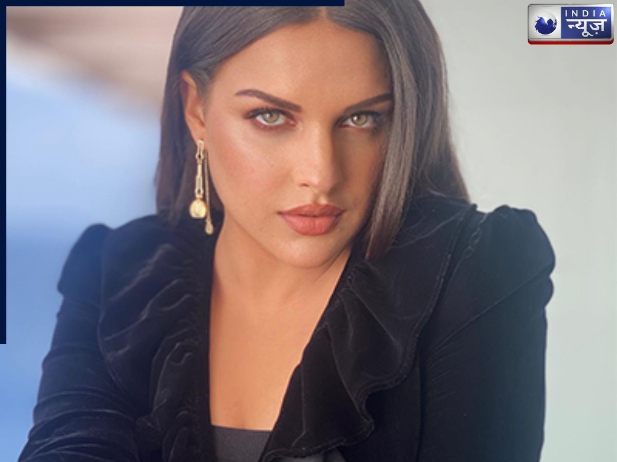 Himanshi Khurana's music video and film career - Photo Gallery