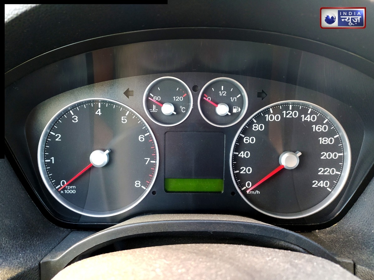 Tips to Increase Car Mileage: गाड़ी की माइलेज बढ़ाने में मददगार साबित होते हैं ये 5 तरीके, हर महीने होगी फ्यूल की बंपर बचत