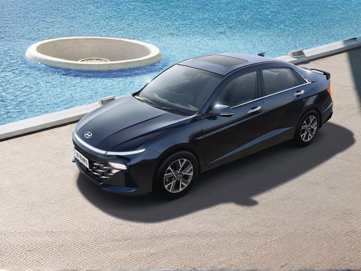 Hyundai Verna - Photo Gallery