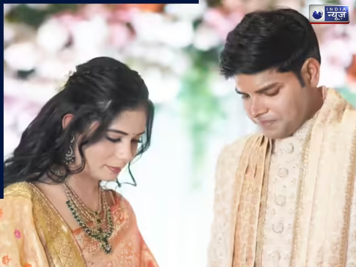 कानपुर में IAS जोड़े की शादी चर्चा में, एंट्री गेट बना आकर्षण, भगवान राम-हनुमान कटआउट ने खींचा ध्यान