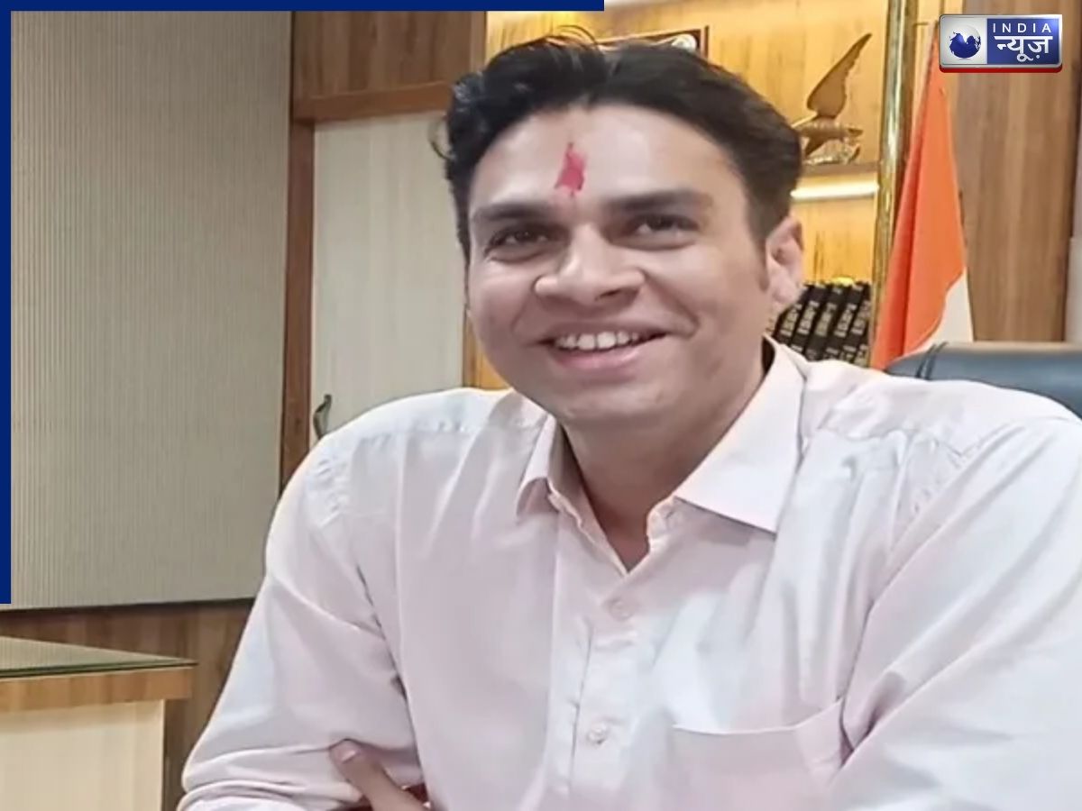 IAS अवि प्रसाद ने रचाई तीसरी शादी: नई जीवनसाथी भी है IAS अफसर, जानें कौन है उनकी पूर्व पत्नियां