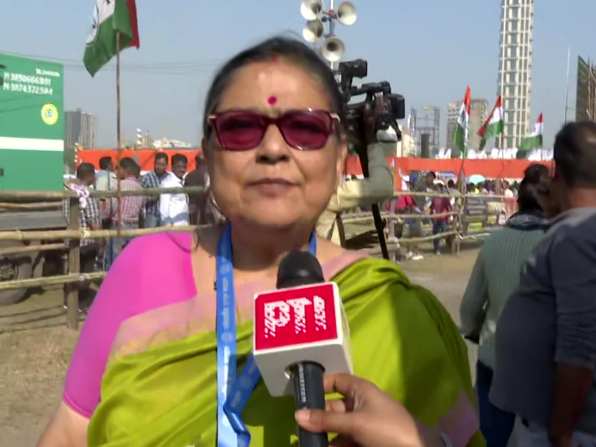 Female Celebrity Leaders in TMC - Photo Gallery