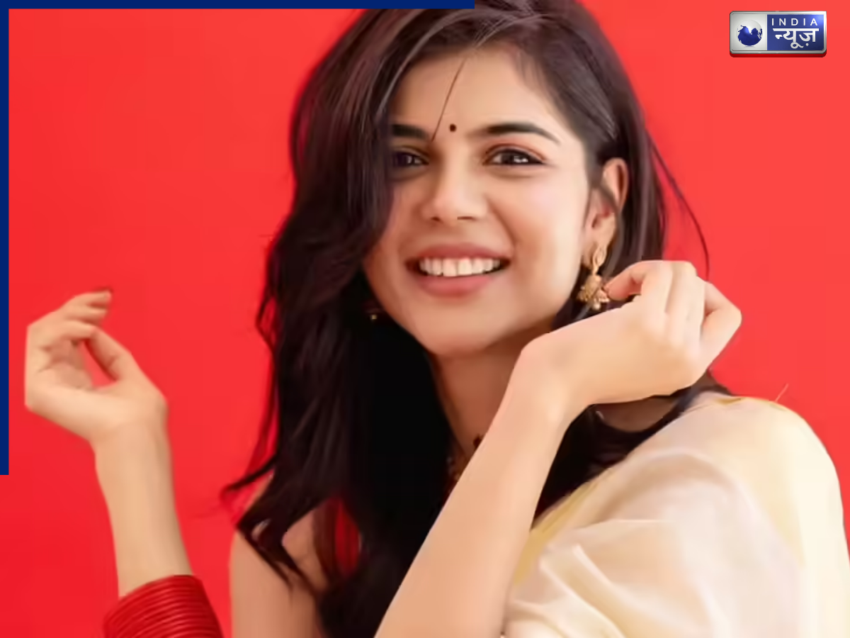 Kalyani Priyadarshan in Krish 3 - Photo Gallery