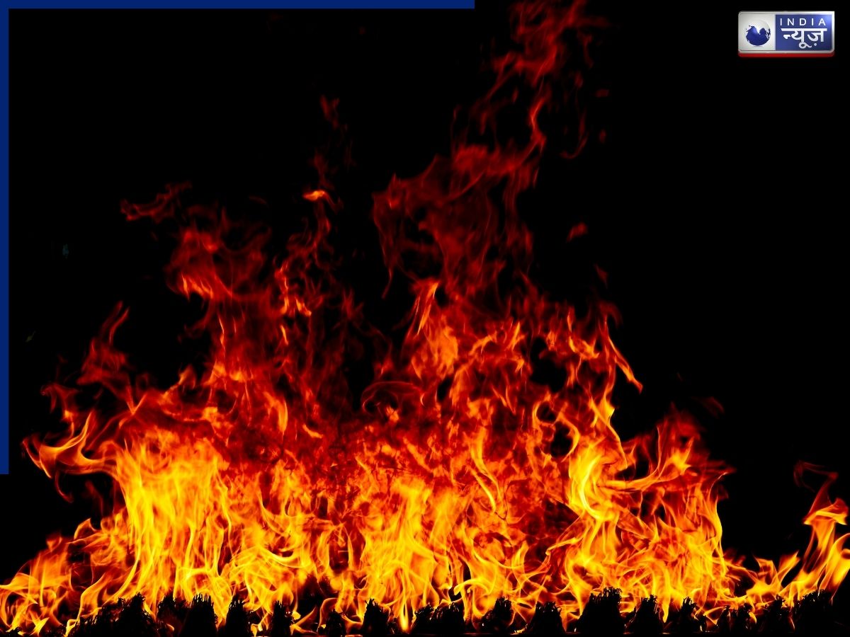 कटिहार में मची तबाही, कुर्सेला बाजार में भीषण आग लगने से 500 से ज्यादा दुकानें राख; करोड़ों की संपत्ति खाक!