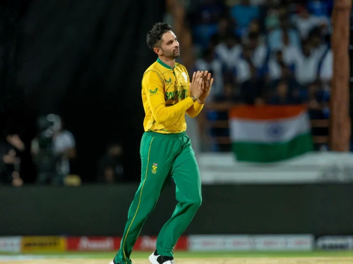 Keshav Maharaj - Photo Gallery