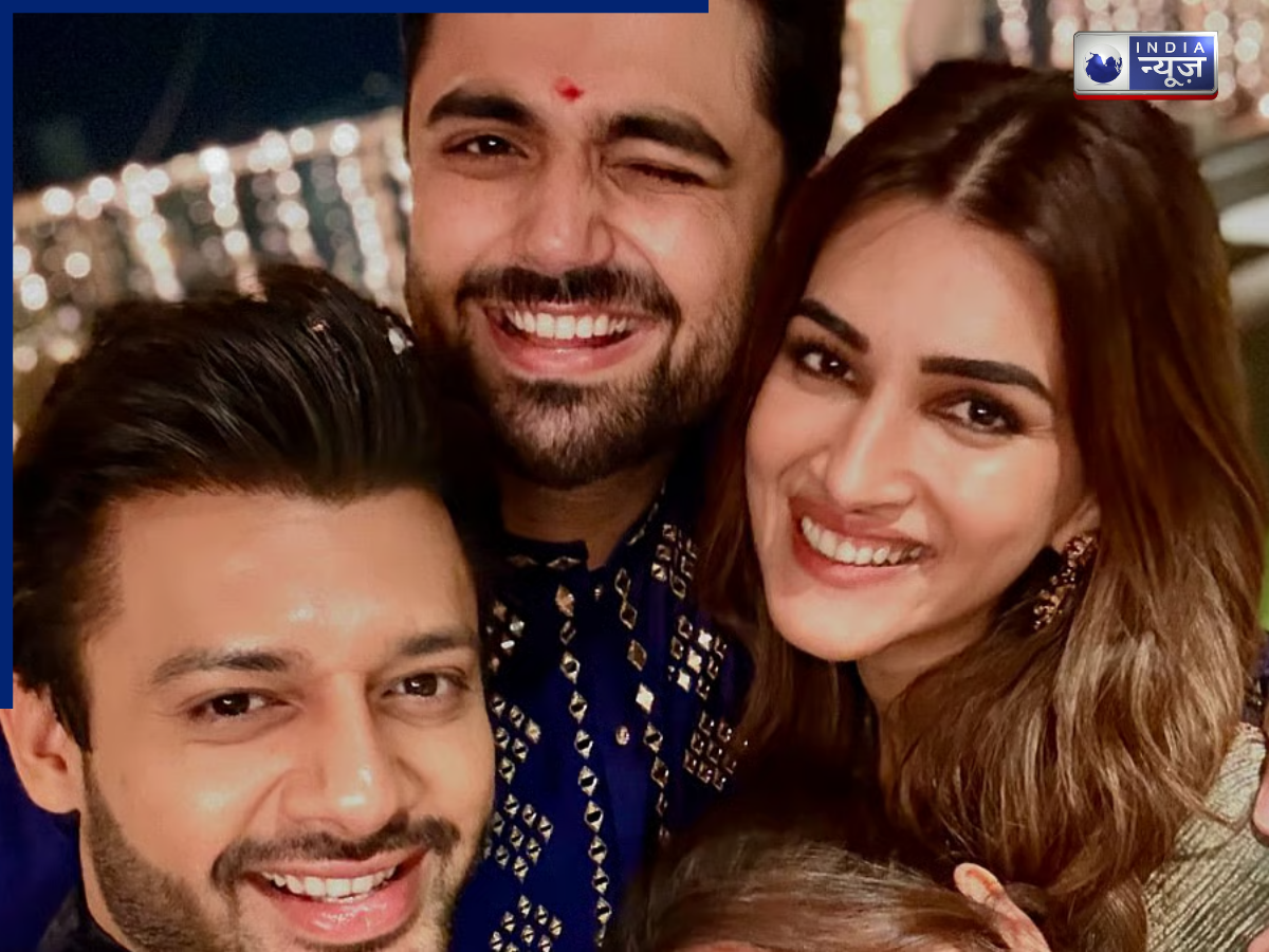 Couple Spotted Together - Photo Gallery