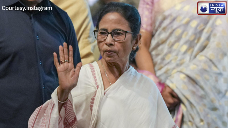 दिल्ली में दीदी का ‘रुद्र रूप’! बंग भवन के बाहर सुरक्षाकर्मियों से भिड़ीं ममता बनर्जी, क्या है मांजरा? - Photo Gallery