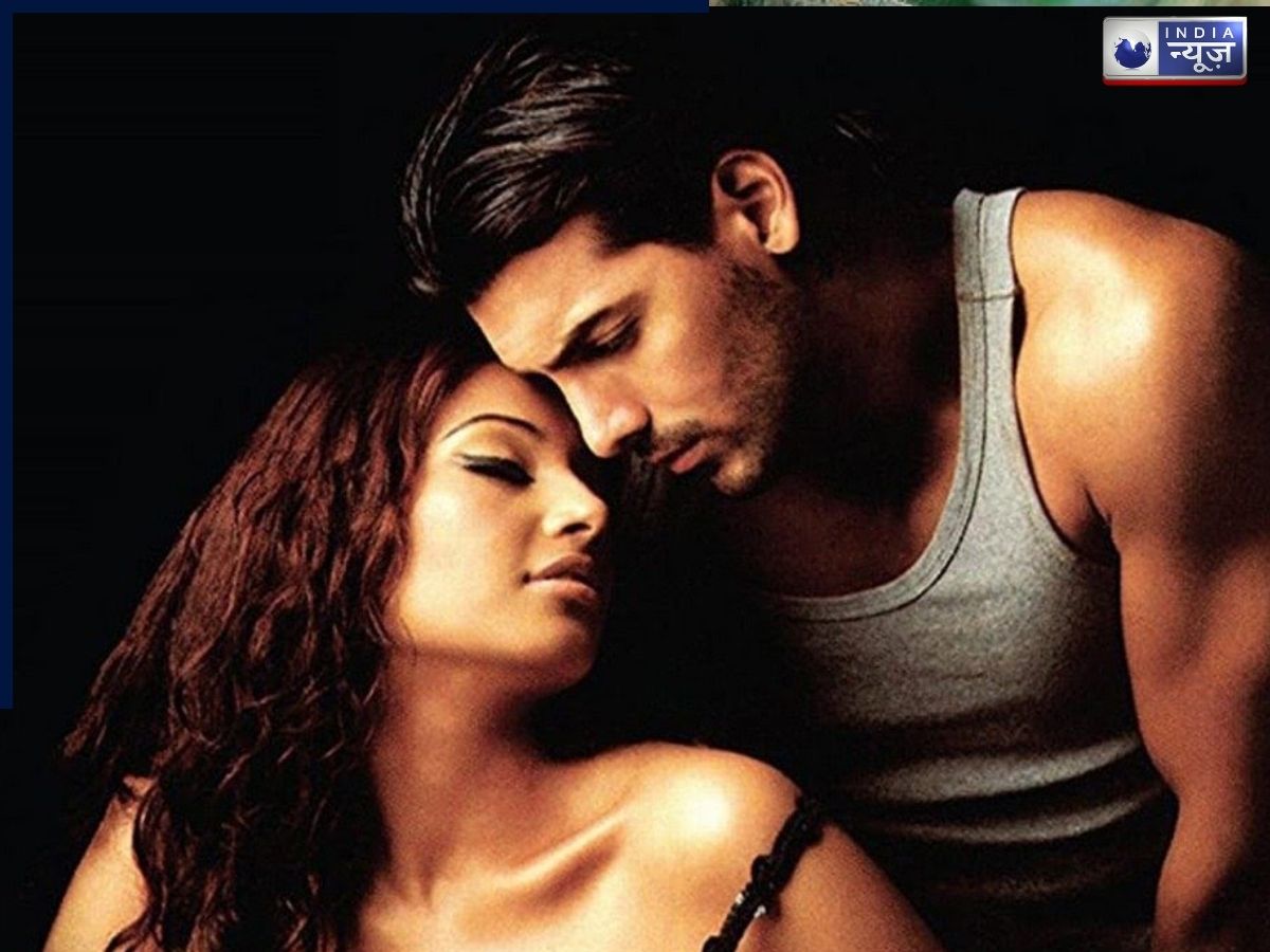 Jism: Bipasha Basu's hotness - Photo Gallery