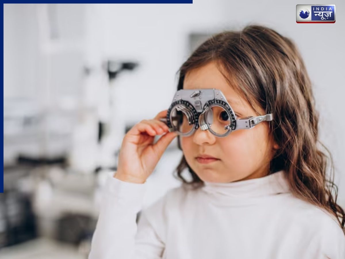 What did senior researcher Alonso say on myopia? - Photo Gallery