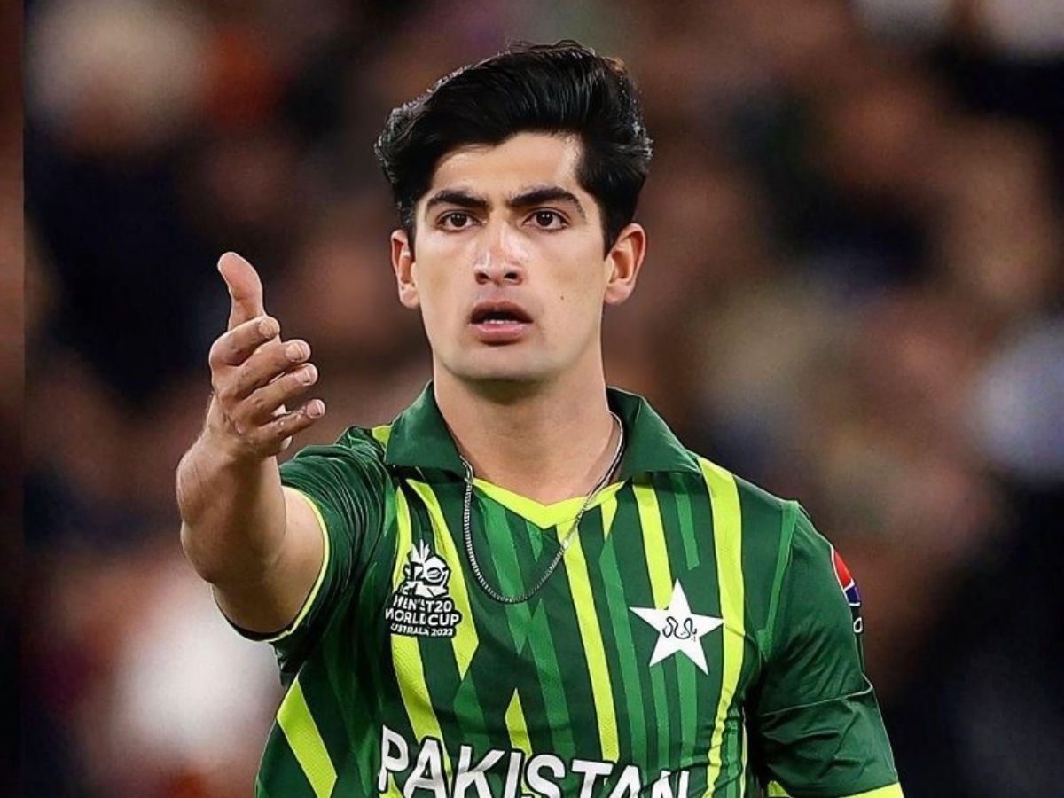 Naseem Shah - Photo Gallery