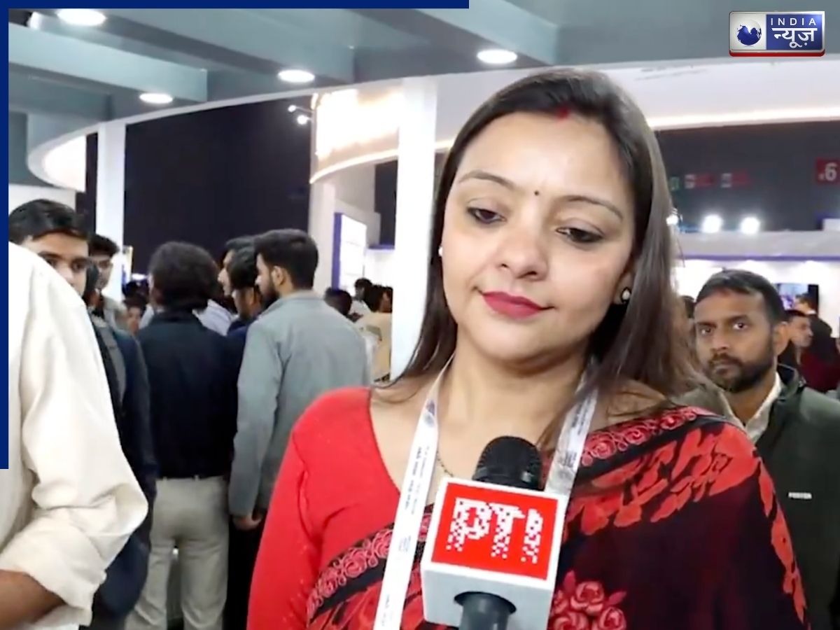 कौन हैं नेहा सिंह? जो गलगोटिया यूनिवर्सिटी के रोबोडॉग की वजह से हुई वायरल; यहां जानें- कहां से की पढ़ाई