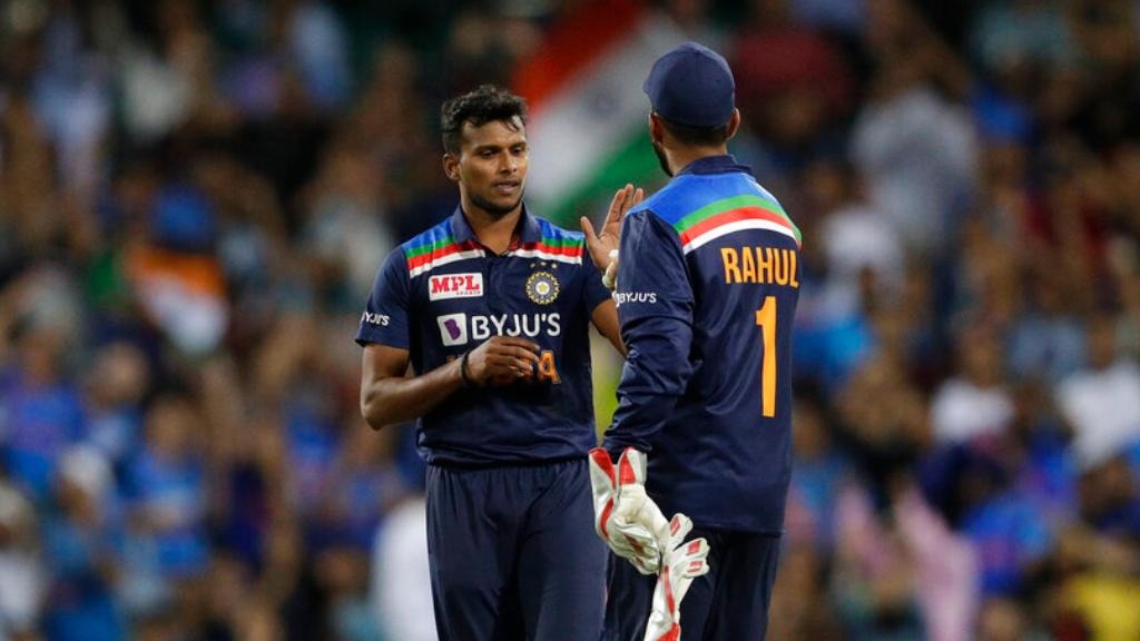 jasprit bumrah varun chakravarthy mohammad siraj washigton sundar - Photo Gallery