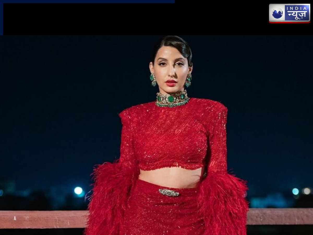 the royals gave her new identity - Photo Gallery