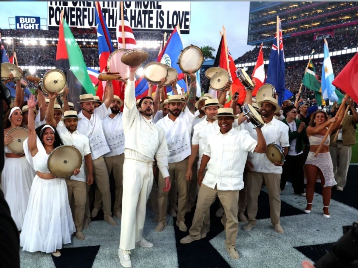 nora fatehi bad bunny - Photo Gallery