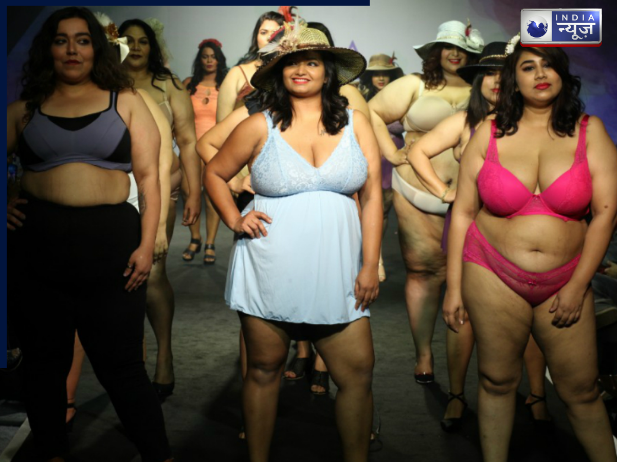 Plus Size Models Bikini Ramp Walk - Photo Gallery