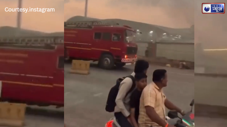 पुणे रेलवे स्टेशन पर भीषण आग से हड़कंप, धुआं देख जान बचाने भागे यात्री दमकल विभाग का रेस्क्यू जारी!