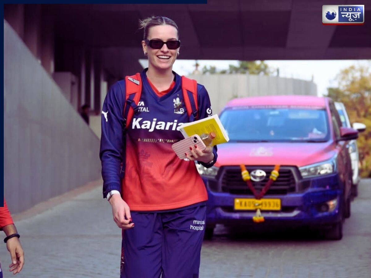 Lauren Bell will dominate in WPL 2026 - Photo Gallery