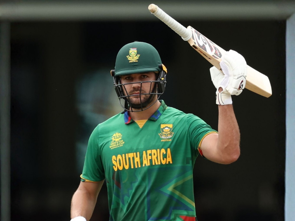 Rilee Rossouw - Photo Gallery