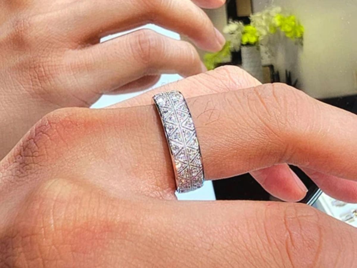 Eternity Band ring - Photo Gallery