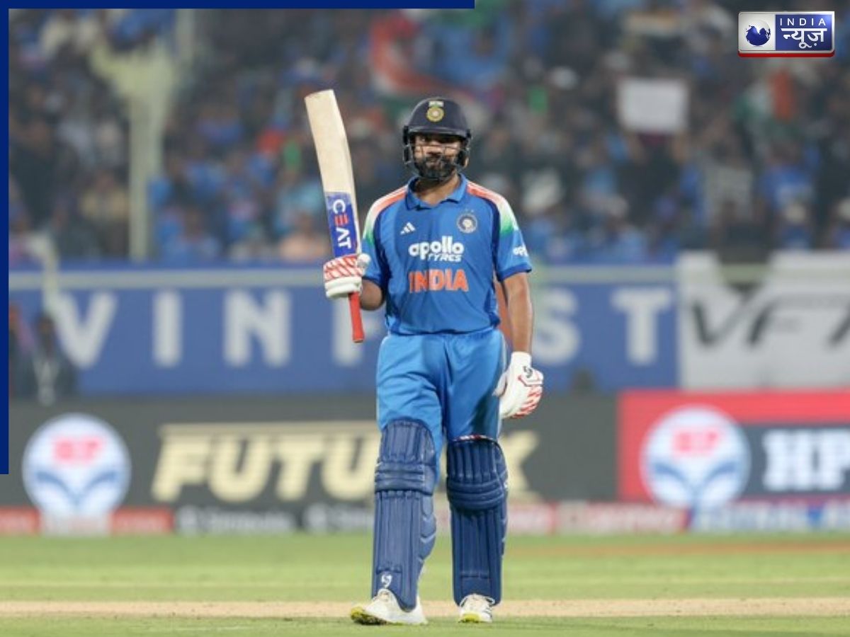 Rohit Sharma Runs vs PAK - Photo Gallery