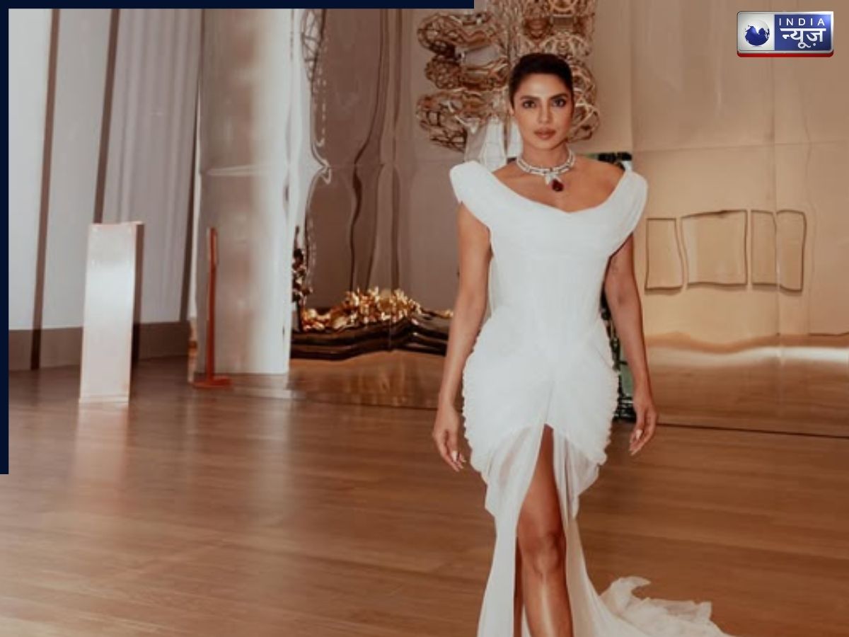 Walls of apartheid and stereotypes - Photo Gallery