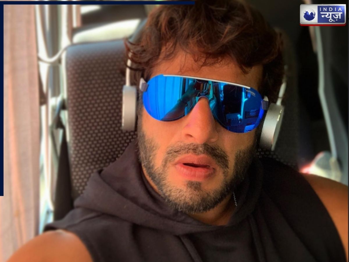 Not only Allah, 'Om' is also present - Photo Gallery