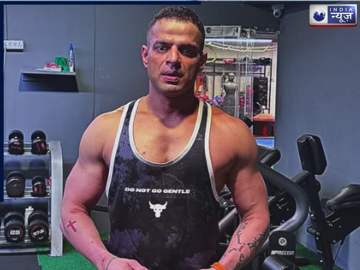 The symbol of the cross is also included. - Photo Gallery