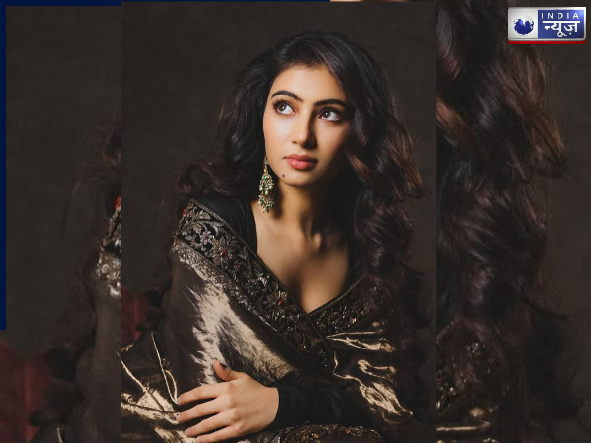 गोल्डन और ब्लैक साड़ी में बेहद खूबसूरत नजर आईं ‘हमजा की बेगम’, सिल्वर ईयरिंग्स के साथ सारा अर्जुन ने ढाया कहर