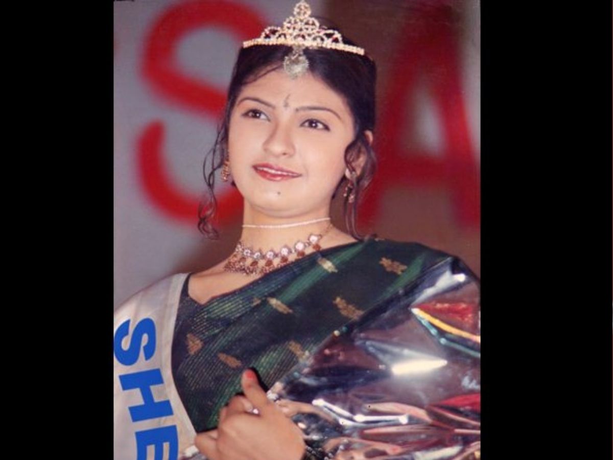 Sherlyn Chopra - Photo Gallery