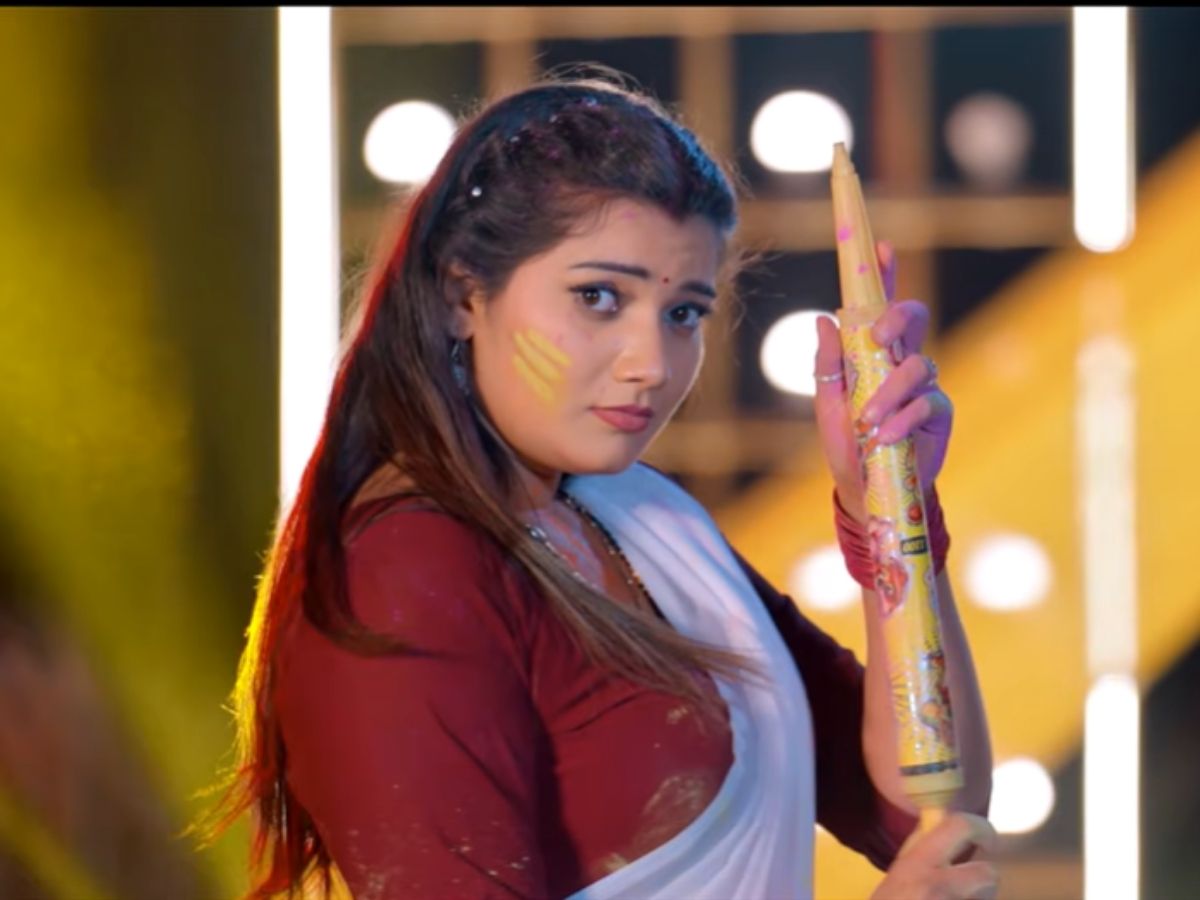 Shilpi Raj ने फिर बनाया लोगों को दीवाना.. नया भोजपुरी गाना ‘सईया धरावे पिचकारी’ से मचाया तहलका