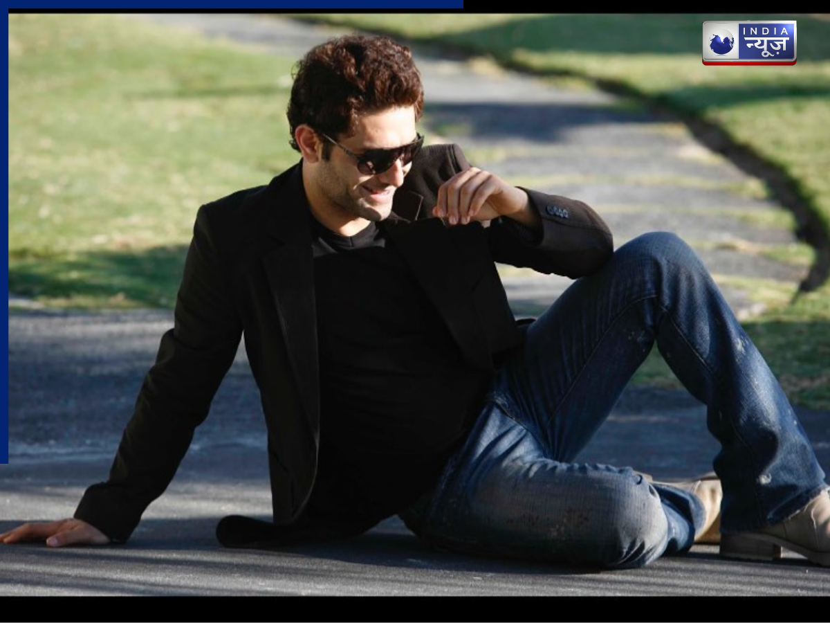 Best Debut Award of Shiney Ahuja - Photo Gallery