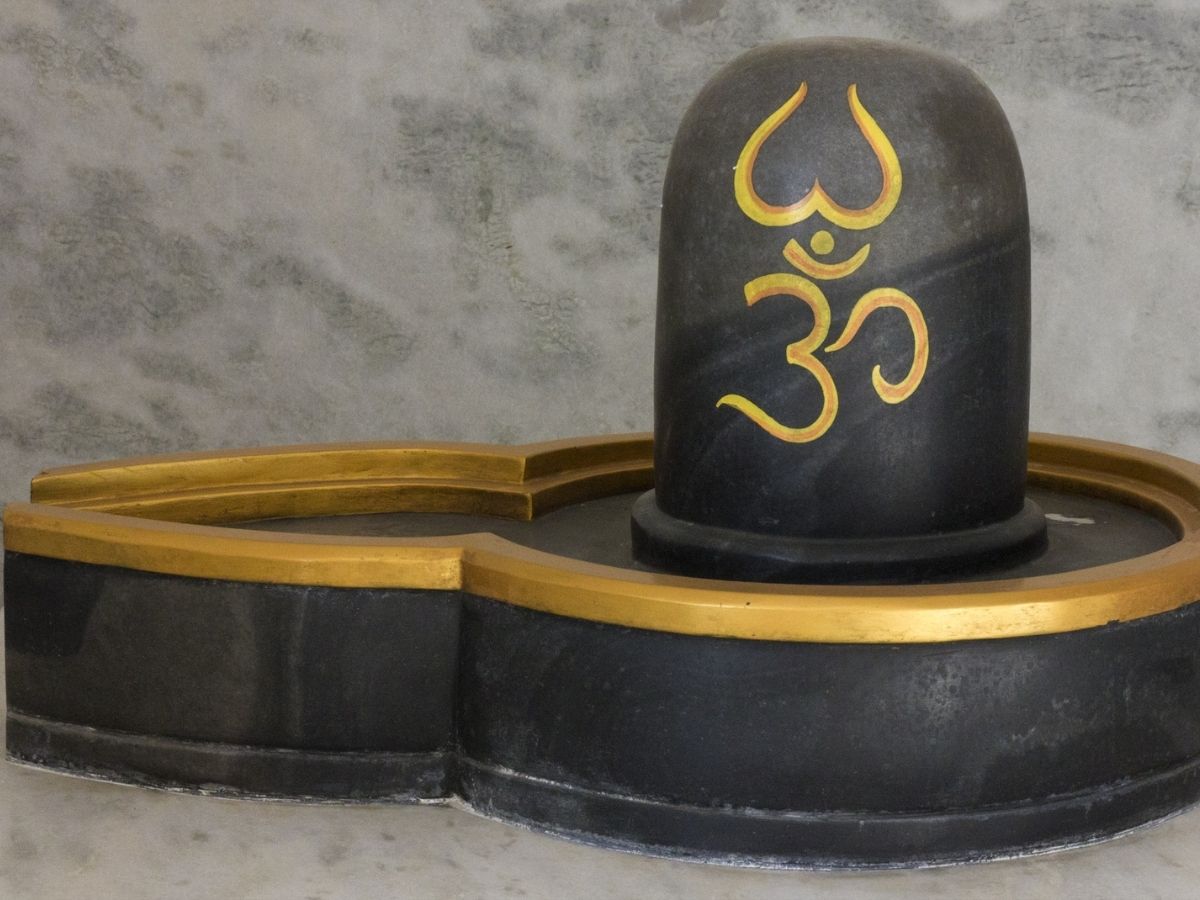 Important rules for the installation of Shivling - Photo Gallery