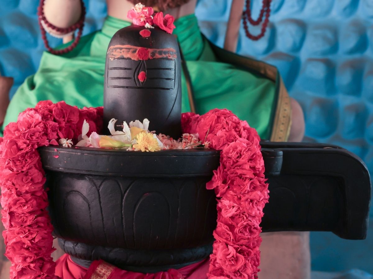 Important rules for the installation of Shivling - Photo Gallery