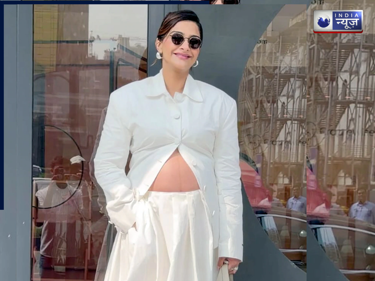 Glamorous Queen Sonam Kapoor - Photo Gallery