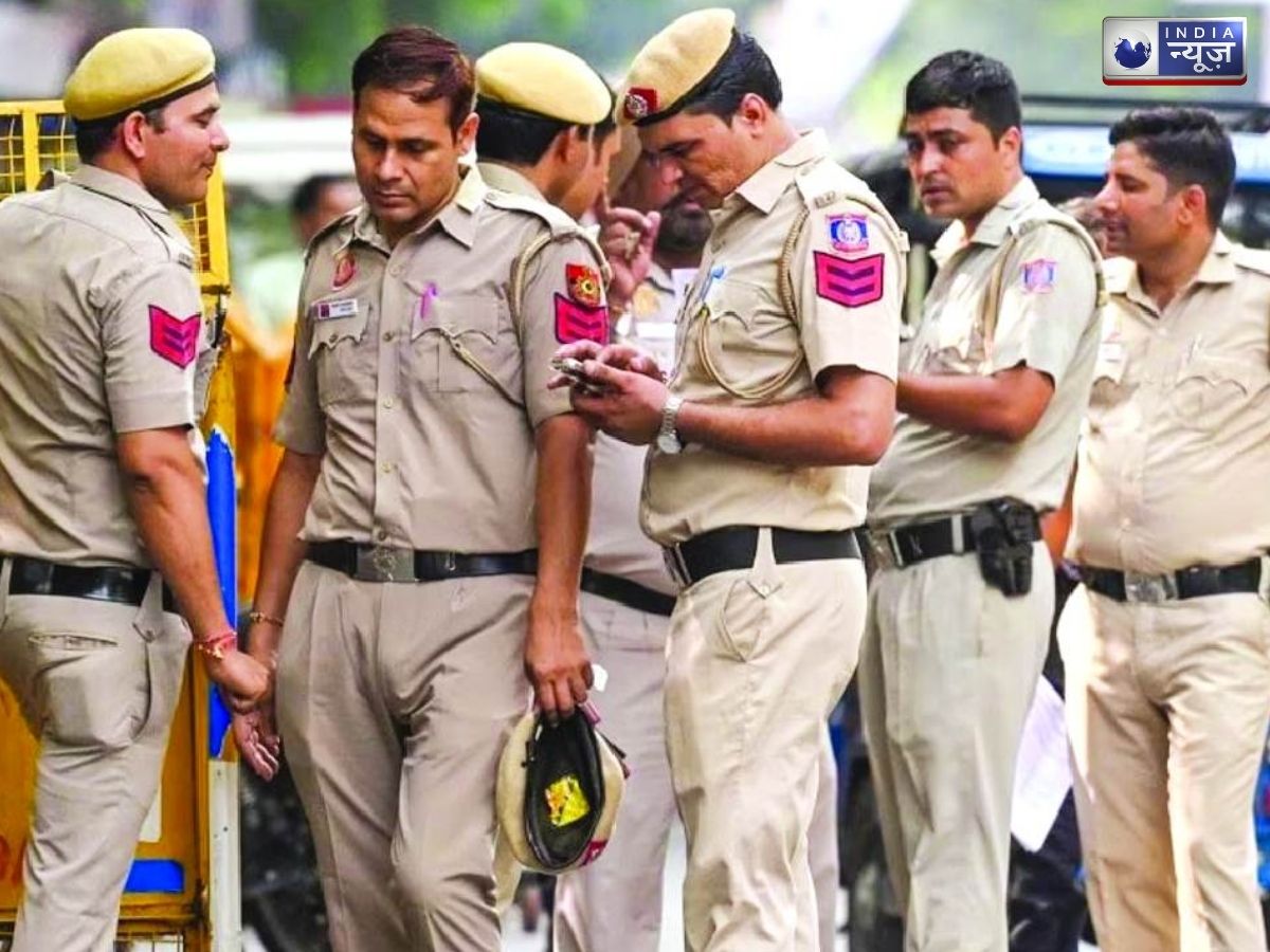 पहाड़गंज में मची सनसनी, होटल में कमरा नहीं मिलने पर विदेशी नागरिक ने उठाया खौफनाक कदम, पुलिस ने कैसे बचाई जान?