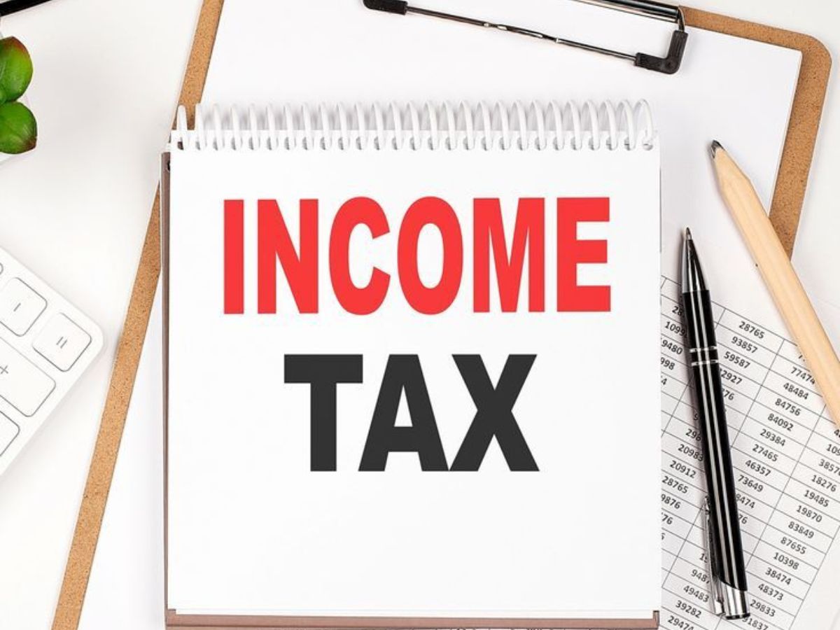 1 अप्रैल से बदलेगा इनकम टैक्स का खेल! नए टैक्स एक्ट में क्या होगा आपके लिए फायदा-नुकसान?