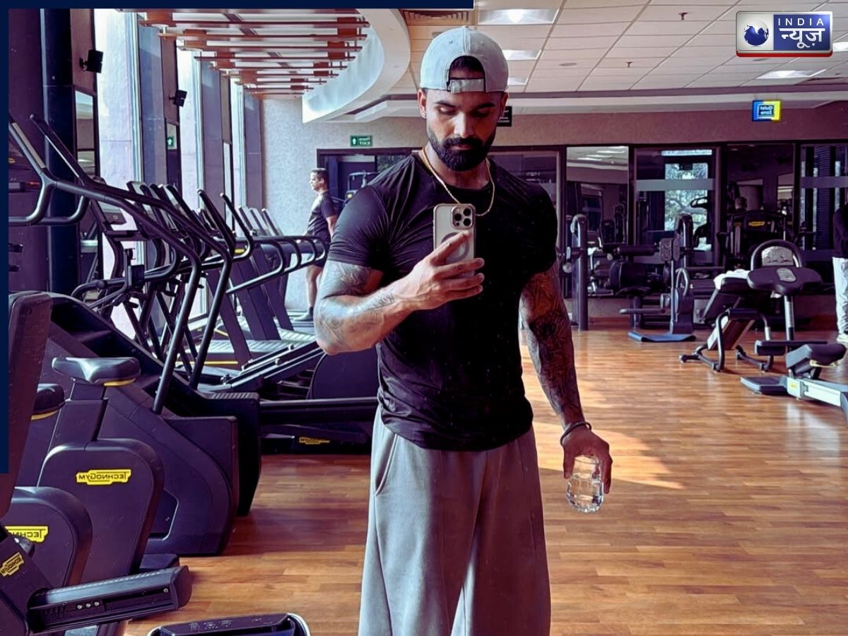 They take care of their fitness - Photo Gallery