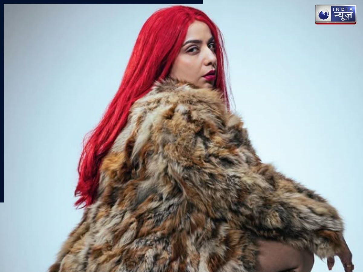 लड़कियां सेफ नहीं तो मैं गाऊंगी नहीं: दिल्ली शो में बदतमीजी देख भड़कीं जैस्मिन सैंडलस