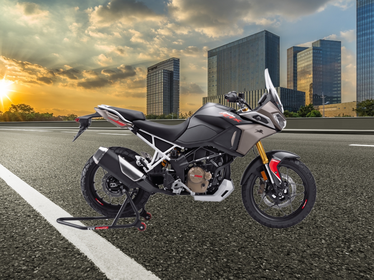 TVS Apache RTX 300 - Photo Gallery