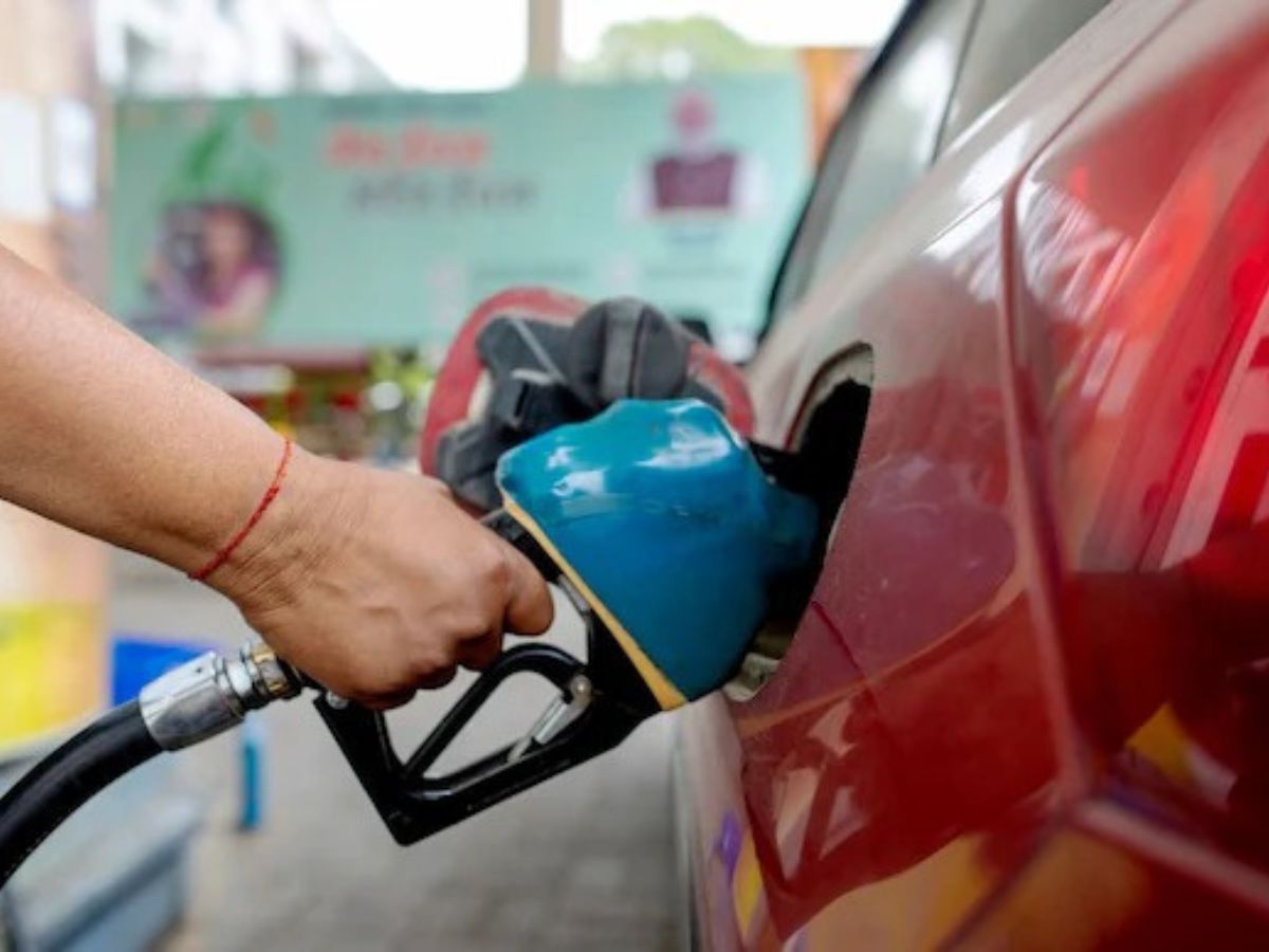 Petrol Diesel Price Today: पेट्रोल-डीजल की कीमतों पर आज बड़ा ऐलान! राहत की उम्मीद या आम आदमी पर बढ़ेगा बोझ?
