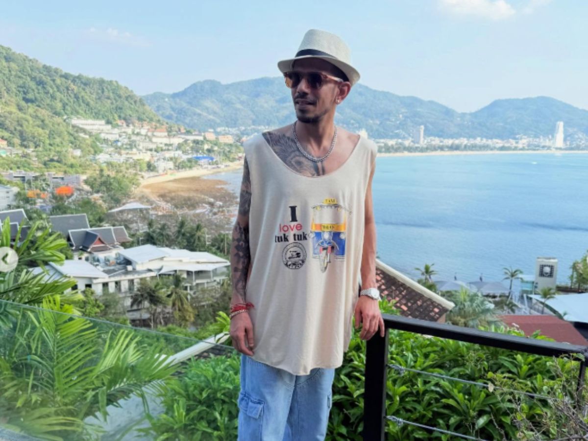 Light-Hearted Persona - Photo Gallery