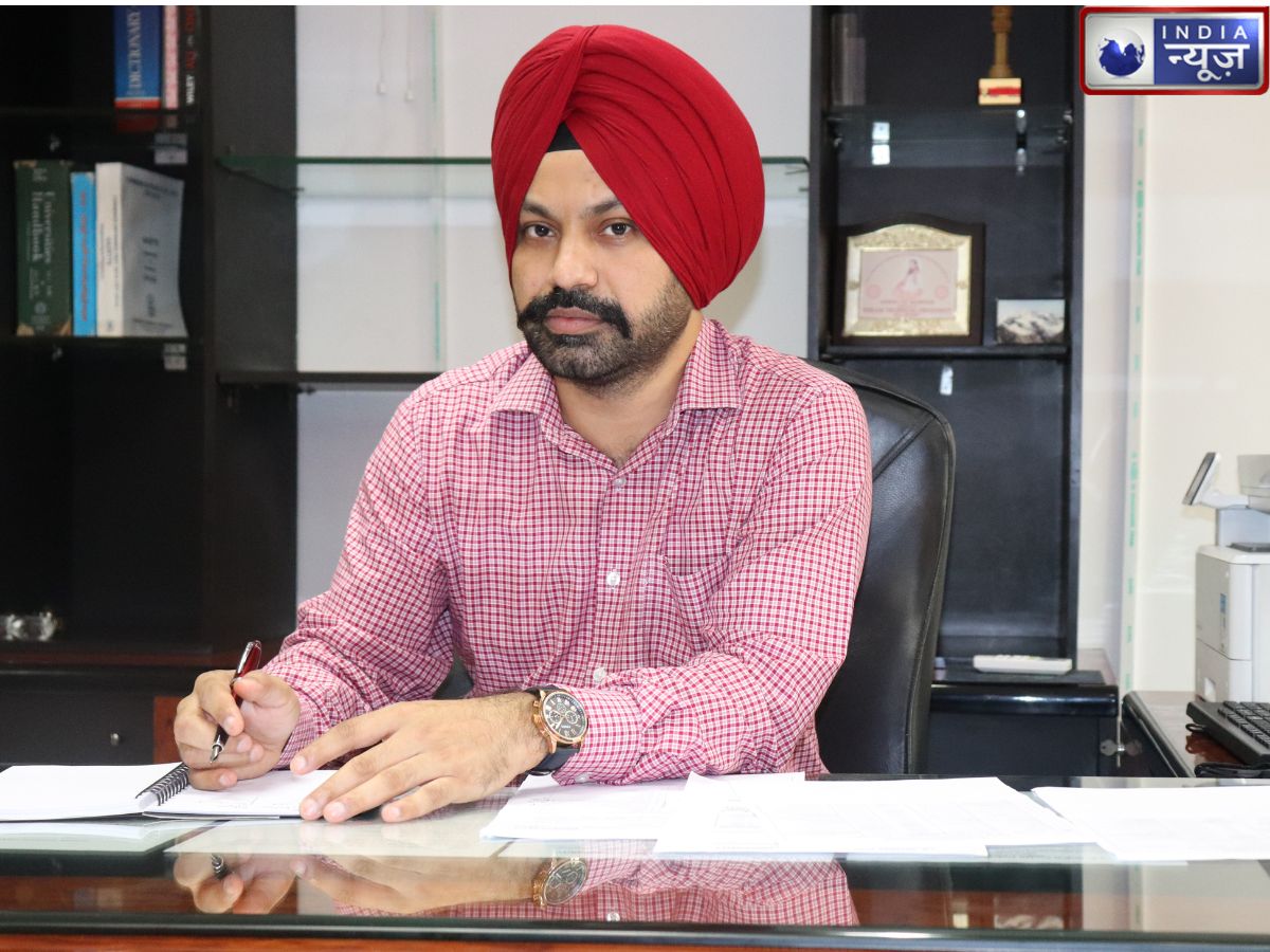 IAS Story: पंजाब यूनिवर्सिटी से BE की डिग्री, फिर UPSC क्रैक करके बनें IAS, अब हो गए सस्पेंड, जानें पूरा मामला