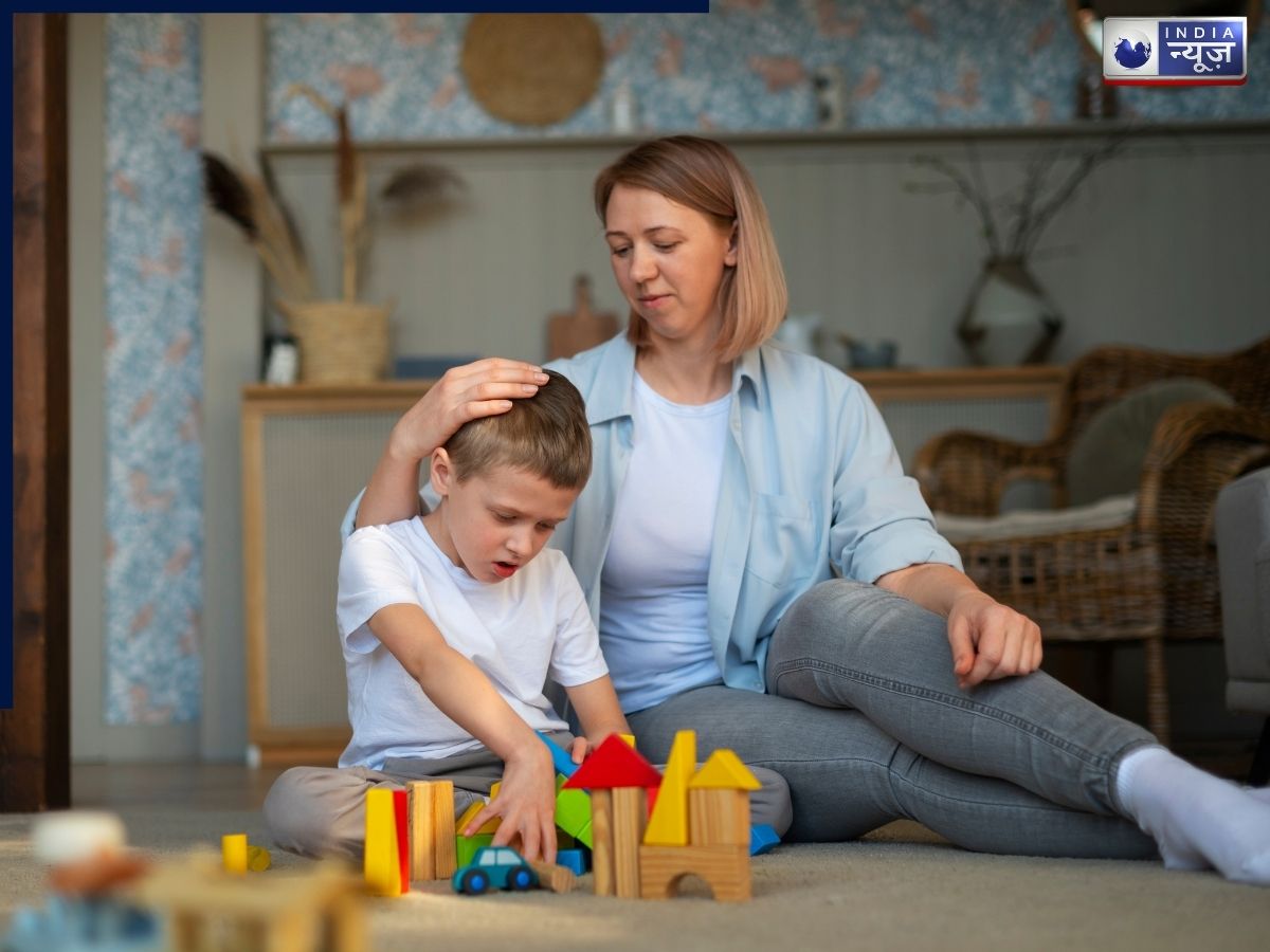 ऑटिज्म क्या है? बच्चों के दिमाग पर कैसे असर डालता है यह न्यूरो कंडीशन, जानिए कारण और बचाव से जुड़ी हर जरूरी बात