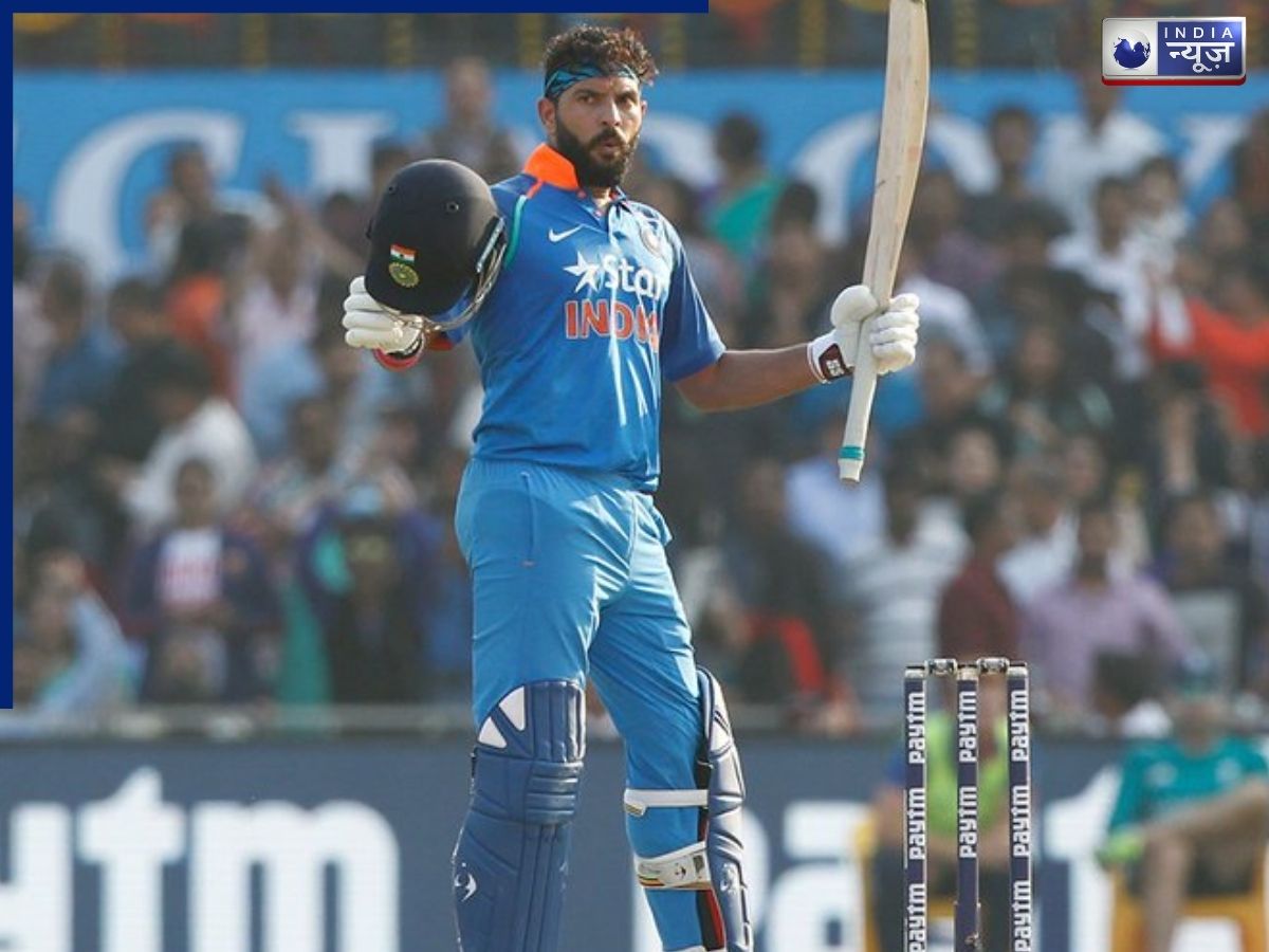 Yuvraj Singh Runs vs PAK - Photo Gallery