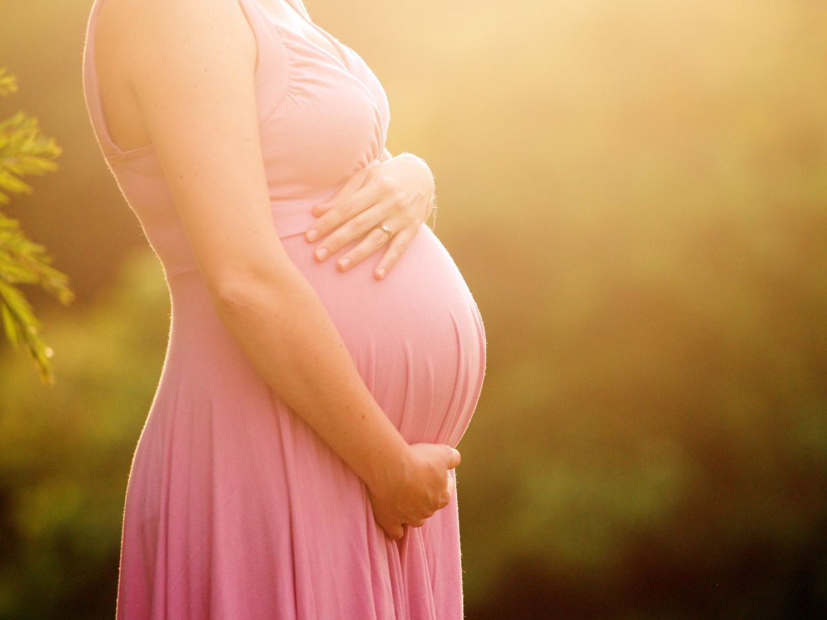 How to Sit During Pregnancy - Photo Gallery