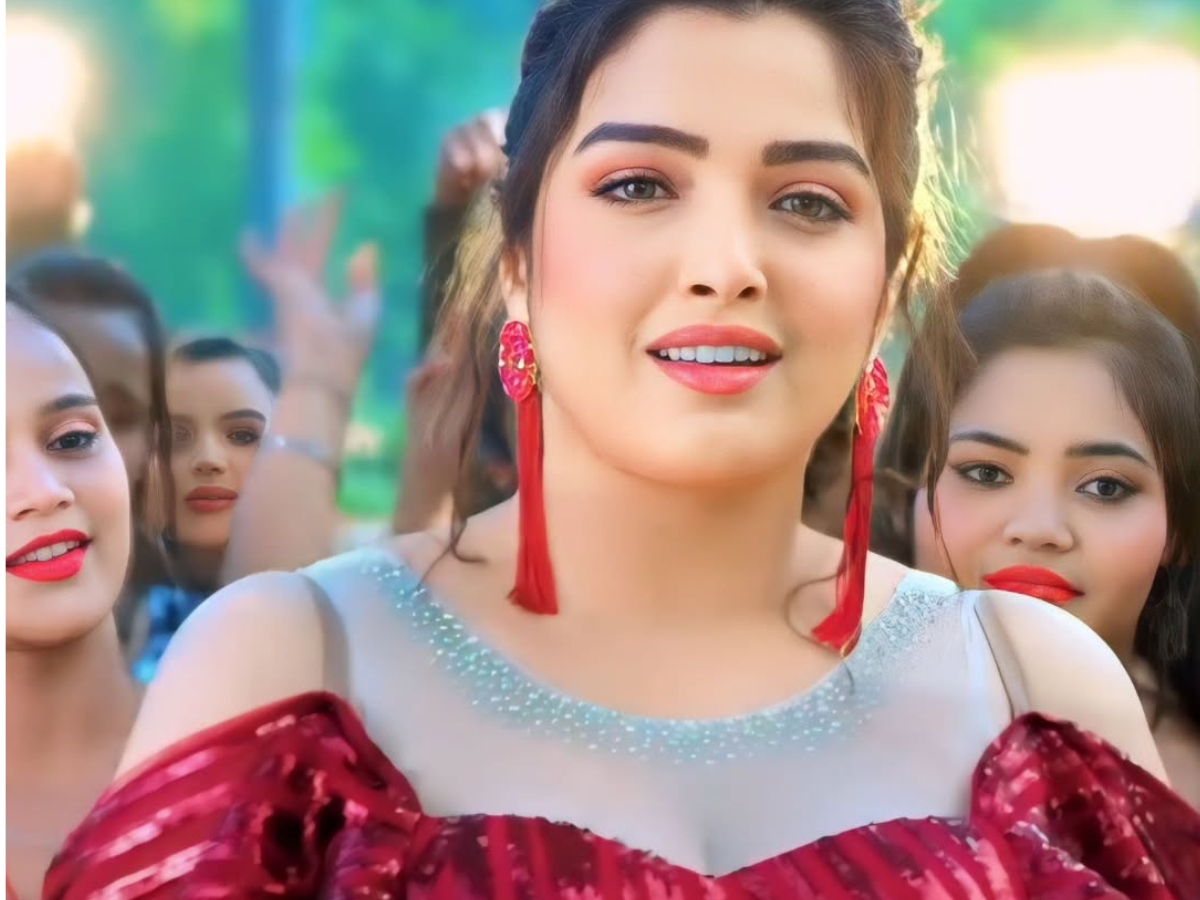 Amrapali dubey wants to do marriage - Photo Gallery