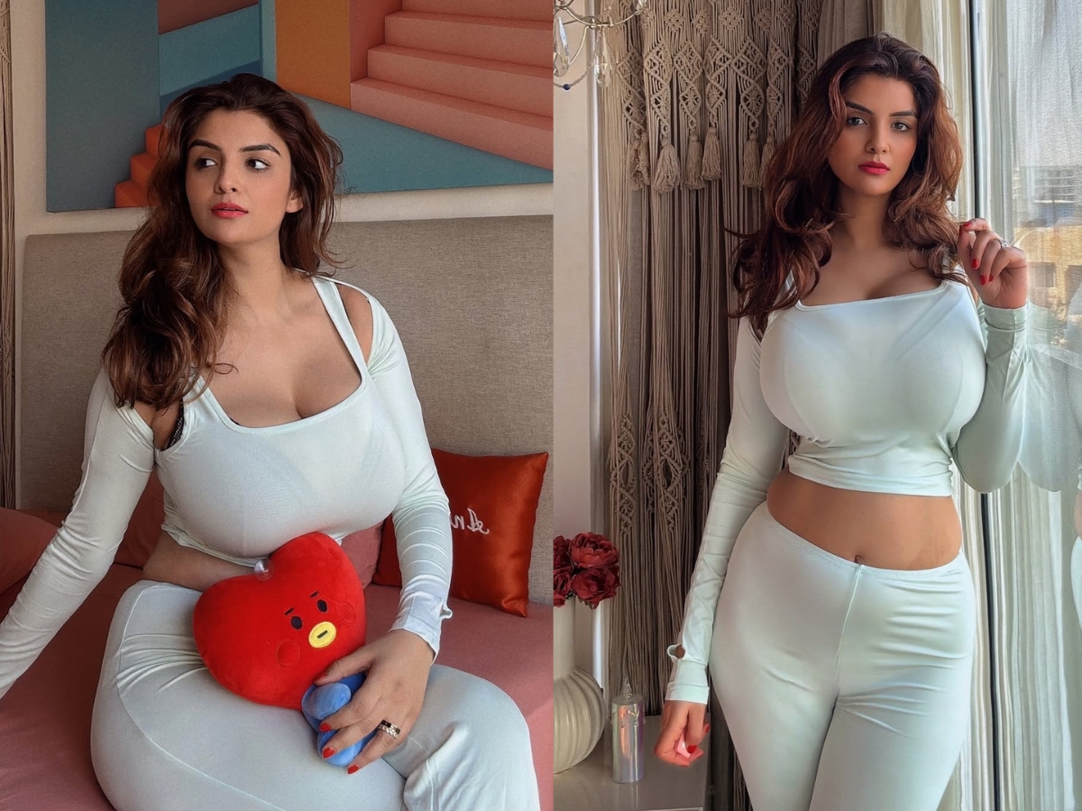 anveshi jain - Photo Gallery