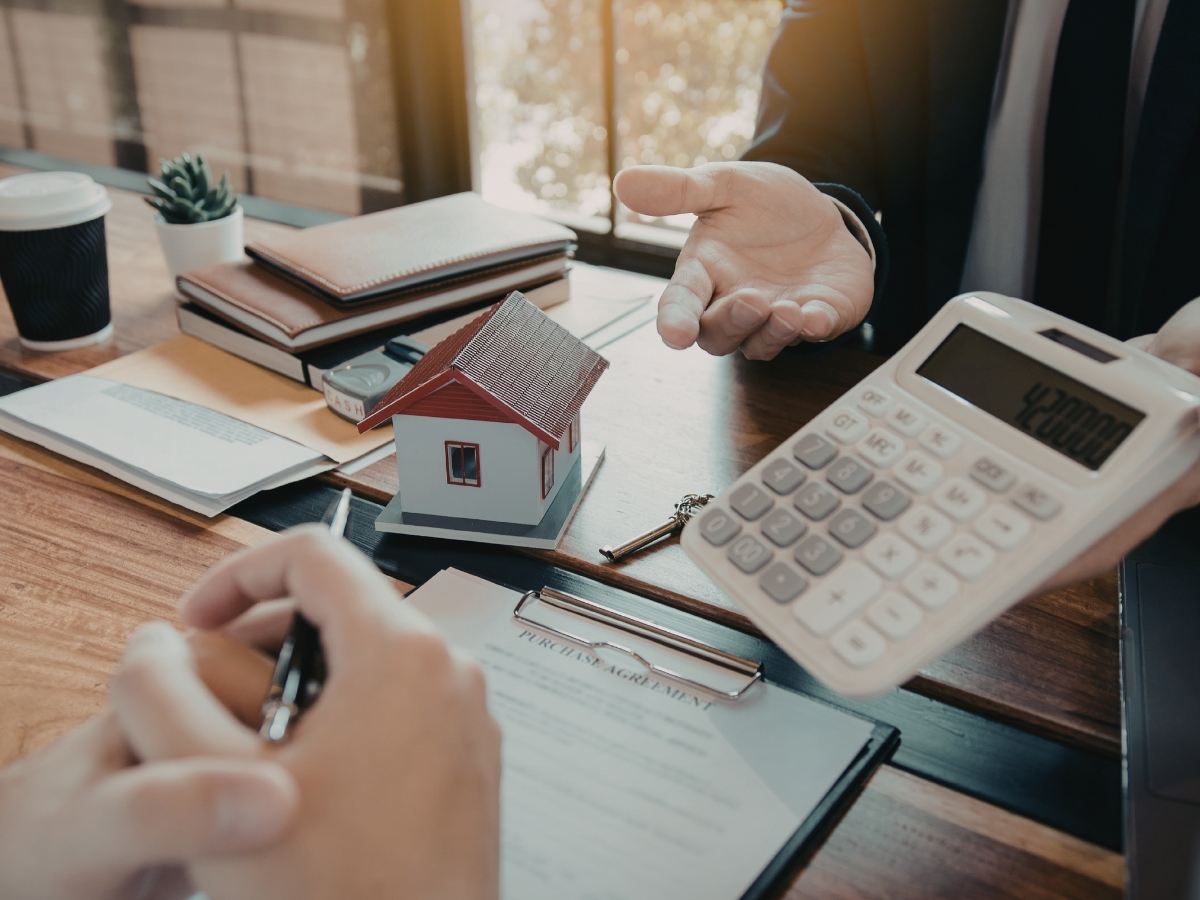 Ends EMI Pressure - Photo Gallery