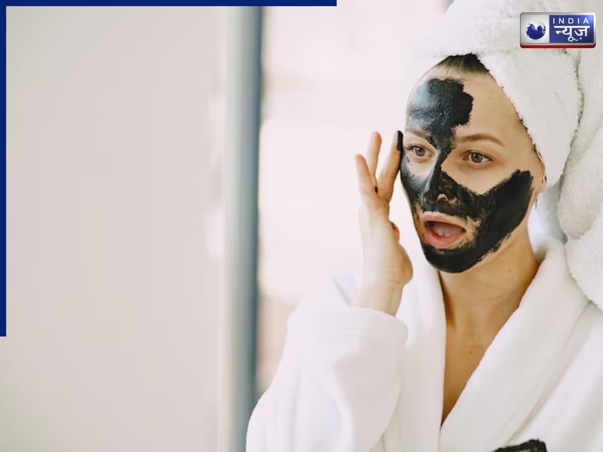 Activated charcoal refreshes the skin's complexion. - Photo Gallery