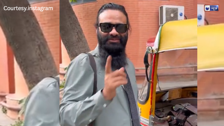 सफदरजंग अस्पताल के बाहर पप्पू कुमार ने पेश की ईमानदारी की मिसाल, ऑटो में मिला कीमती आईफोन, घंटा भर में मालिक तक पहुंचाया!